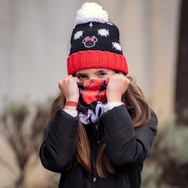 GORRO TRICOT PARCHES MINNIE