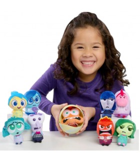 Capsula sorpresa llavero peluche Del Reves 2 Disney Pixar 8cm surtido
