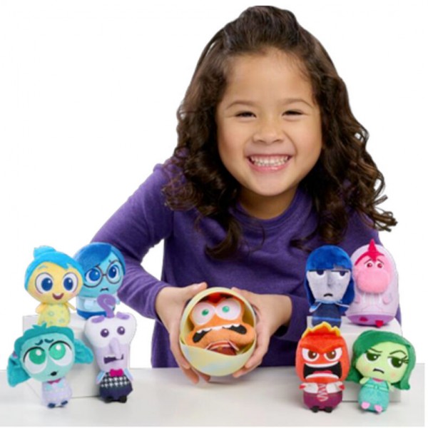 Capsula sorpresa llavero peluche Del Reves 2 Disney Pixar 8cm surtido