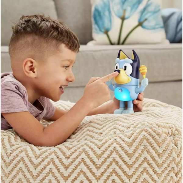 Bluey Figura ¡Muevete con Bluey! con Luz y Sonidos